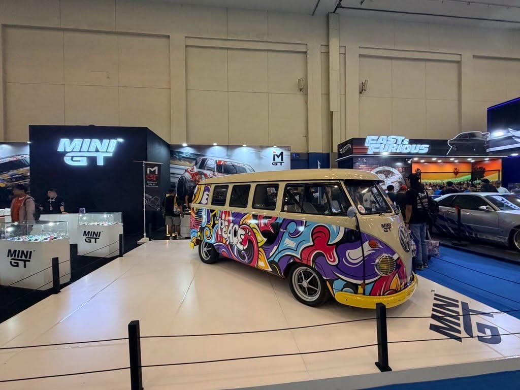 Mini GT leva protótipos e Kombi em tamanho real ao IMX 2026, na Indonésia