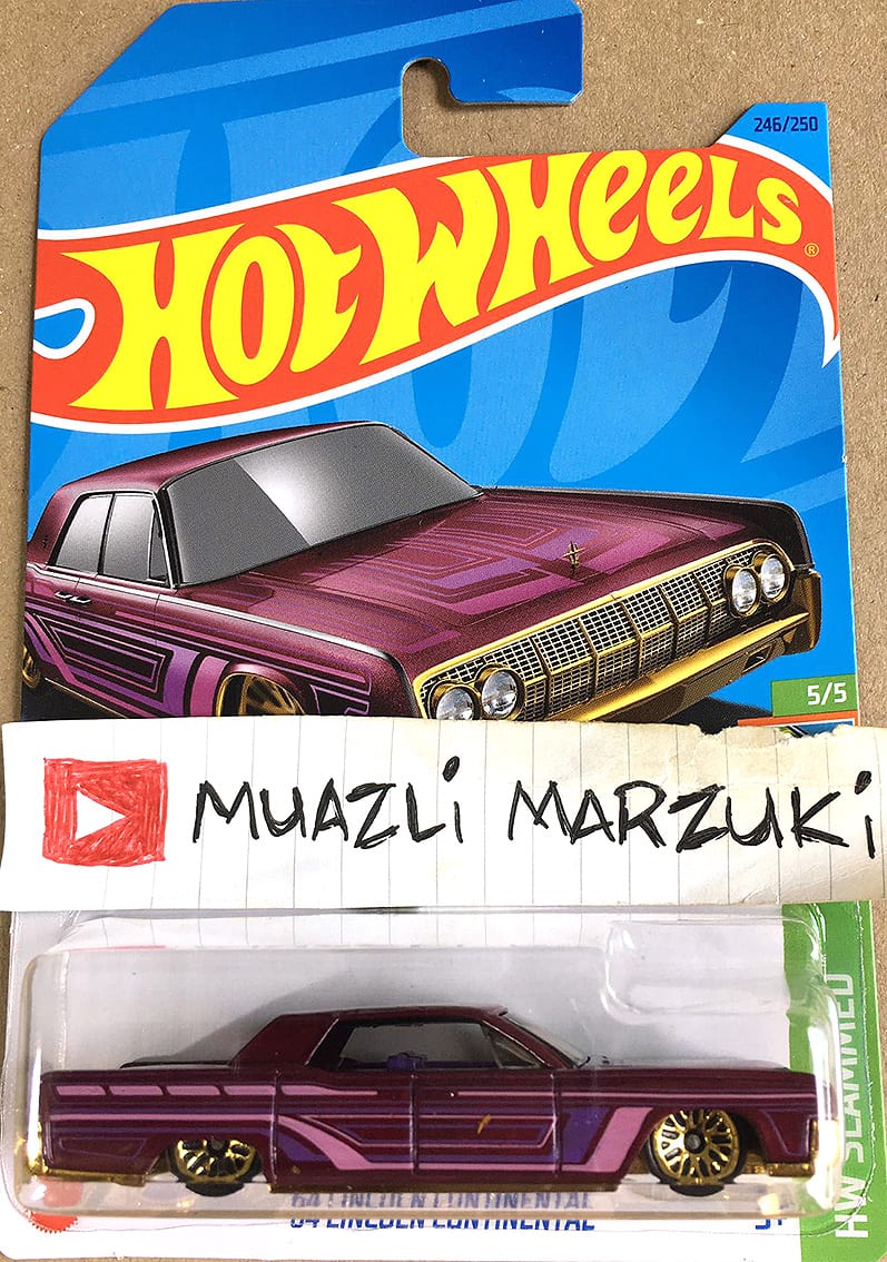 Carro 13 do lote Q de 2023